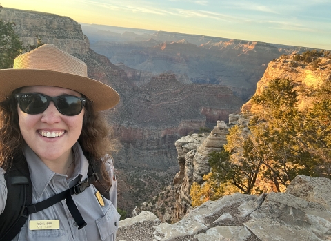 Alumna Rachel Baer in the Grand Canyon.