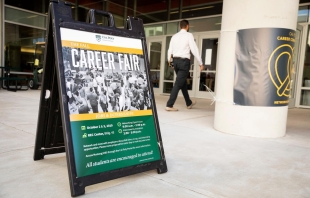 A photo of the sign outside the Cal Poly Career Fair 