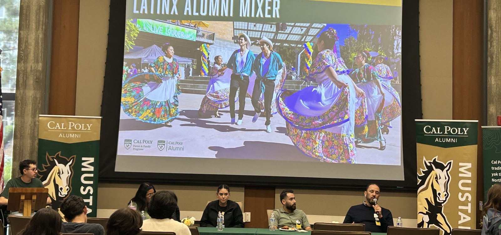 Latinx Alumni Familia y Comunidad Panel Discussion & Reception 