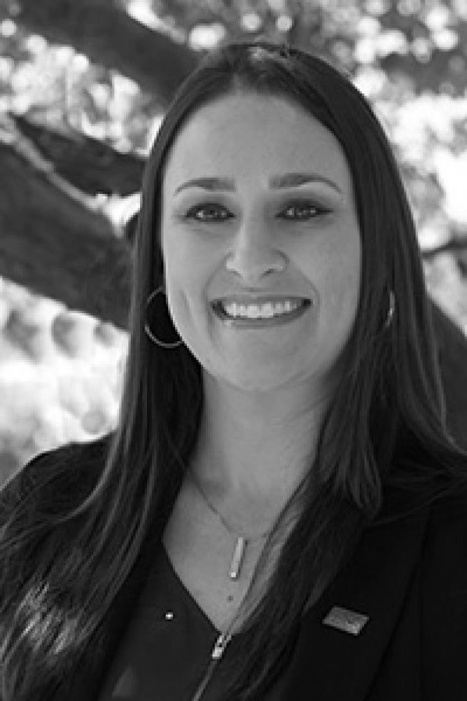 A portrait of 2022-24 CPAA President Lauren Layne